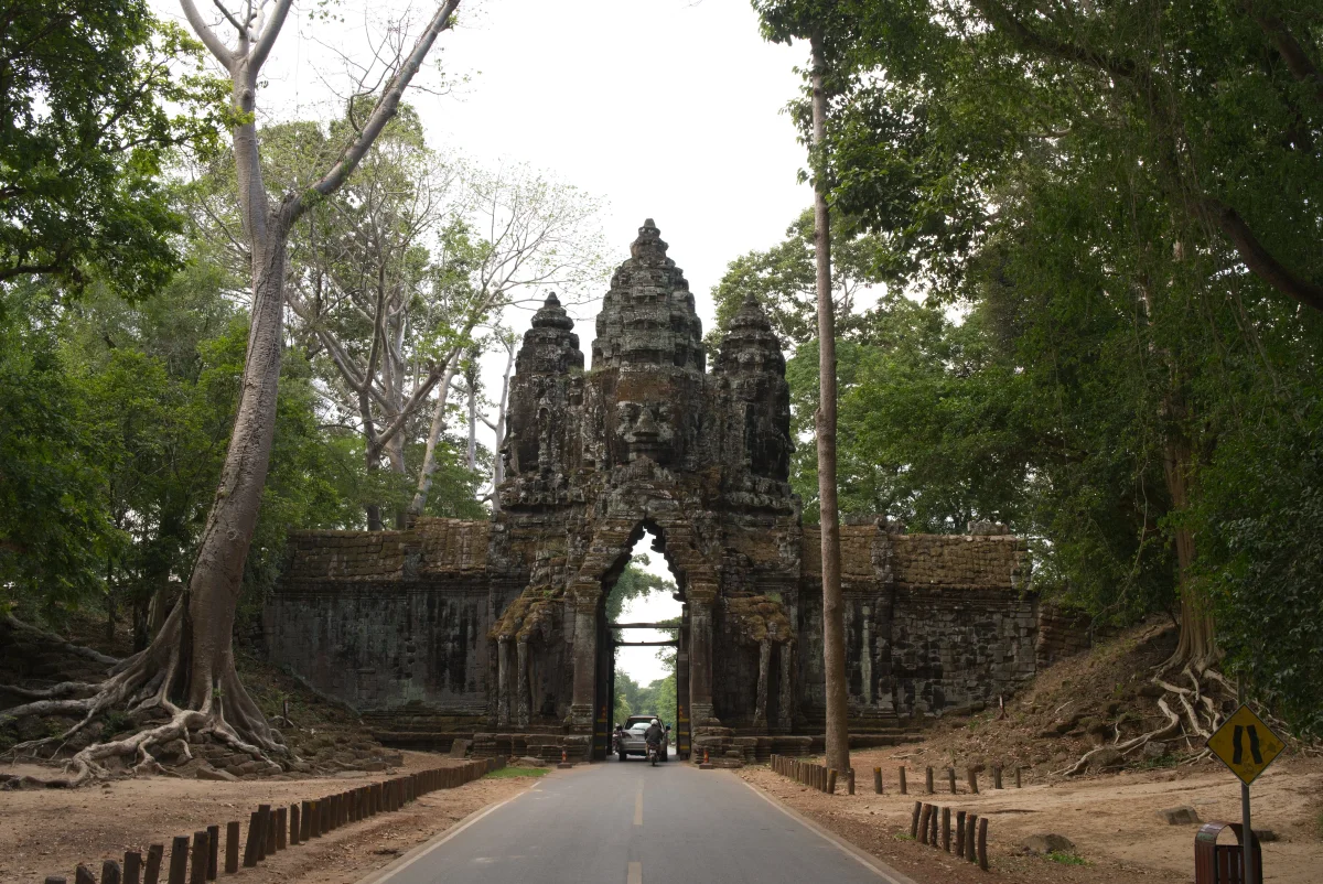 Dei Chnang Gate